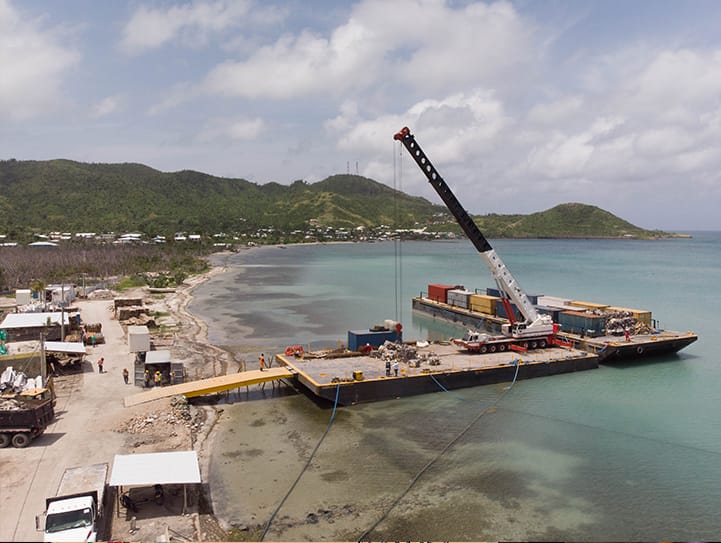 Operaciones especiales de cargue y descarga en zonas costeras